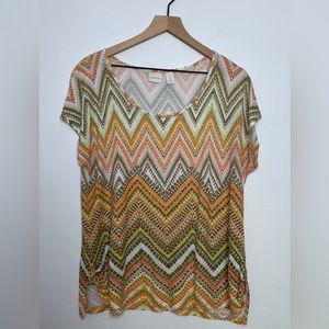 Chico’s Tee- Chevron Short Sleeve Top